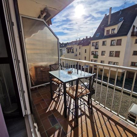 Joli Studio Dans L'Ancien Quartier De Cronenbourg ストラスブール エクステリア 写真