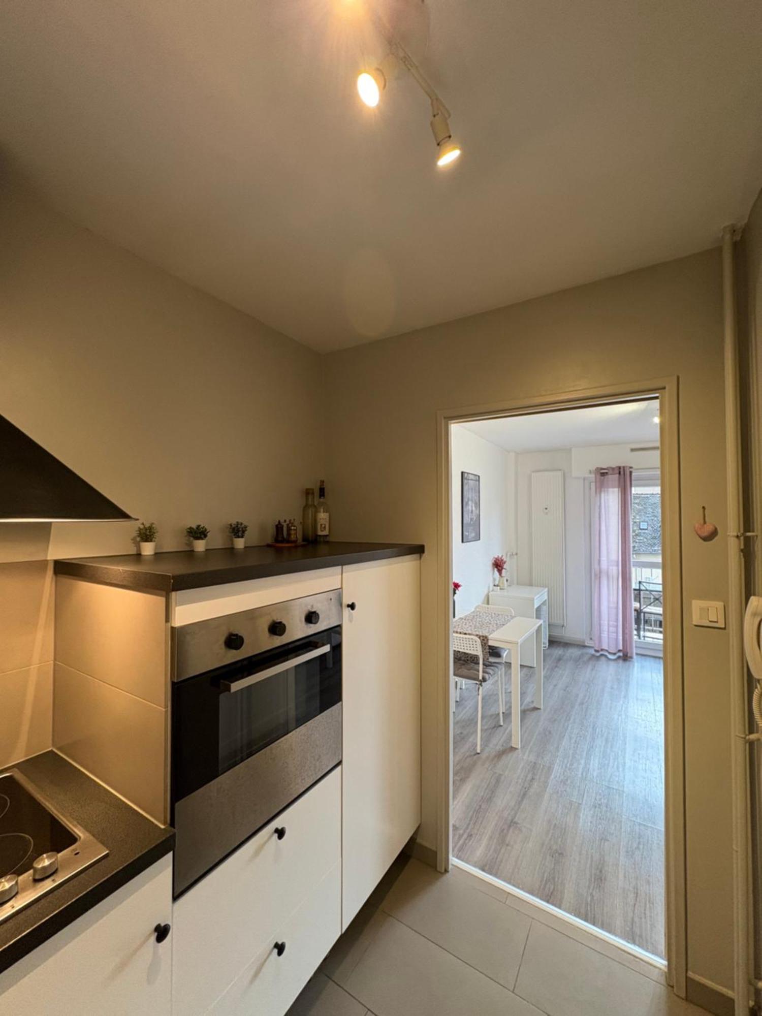 Joli Studio Dans L'Ancien Quartier De Cronenbourg ストラスブール エクステリア 写真